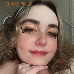 Meet your Posher, Claire